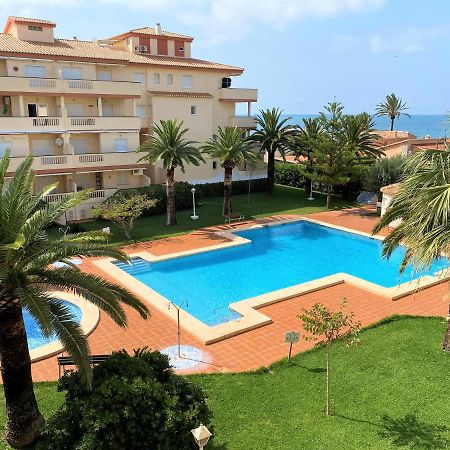 La Marina Vyb Frente Al Mar Apartment Denia Bagian luar foto