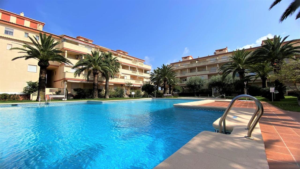 La Marina Vyb Frente Al Mar Apartment Denia Bagian luar foto